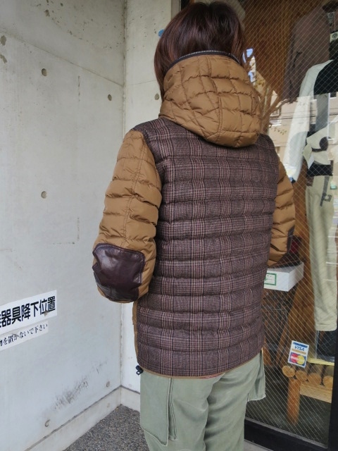 DUVETICA ・・・ LEONTEO!★! 素敵な限定モデル(^^♪_d0152280_9144051.jpg