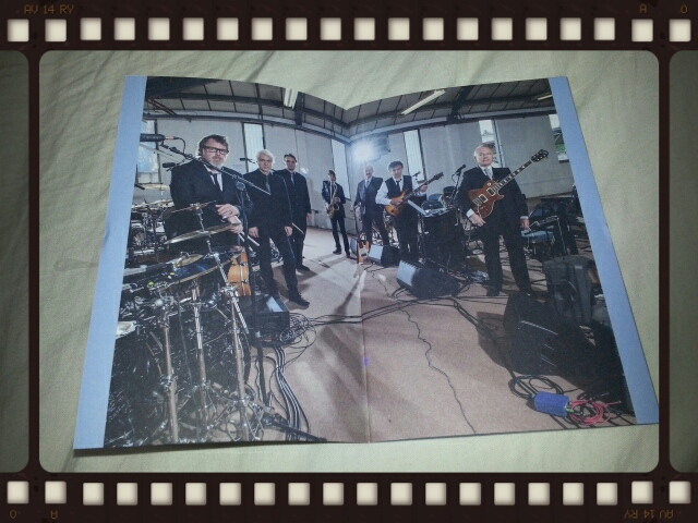 KING CRIMSON / THE ELEMENTS OF KING CRIMSON 2014 TOUR BOX_b0042308_5431793.jpg