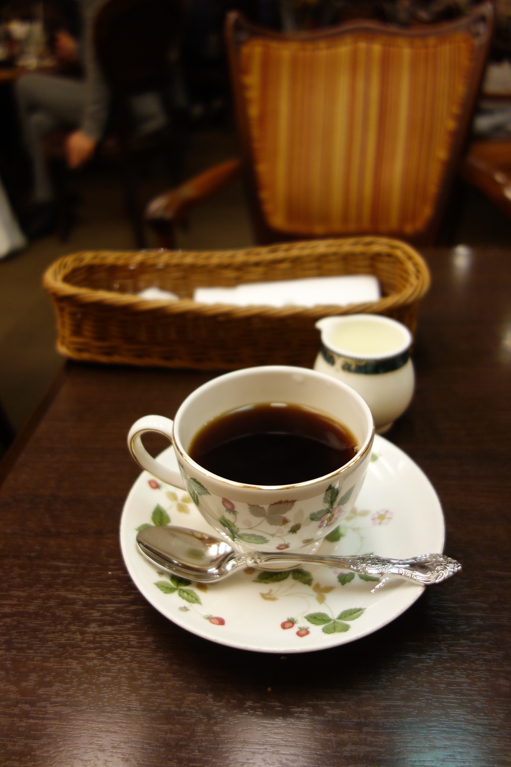 喫茶館 仏蘭西屋　銀座/喫茶店～銀座で冬服を買いに その1_a0287336_2214132.jpg