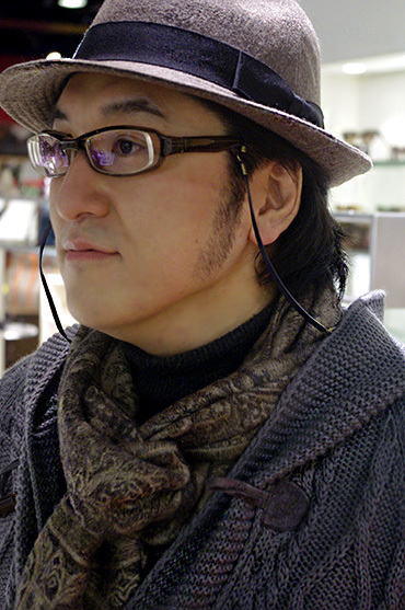 男性にも人気です Diffuserのグラスコード 立川駅直結ecuteのメガネ店 Riing Eyewear の Blog Talexタレックスレンズ取扱店