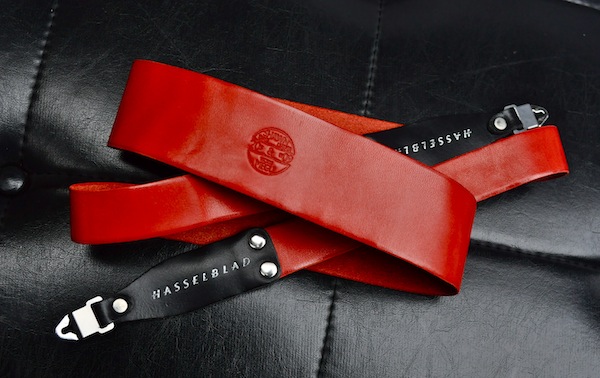 hasselblad leather strap_b0172633_23291219.jpg