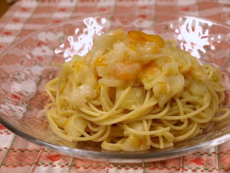 ☆柚子大根(柿いり)のパスタ☆_c0092953_199477.jpg