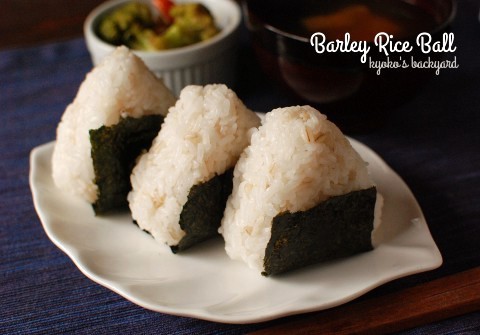 バーリー(大麦)ごはんのおにぎり_b0253205_06543386.jpg
