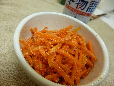 人参の明太子炒めとほうれん草の胡麻和え パルシステムのある生活 人参の明太子炒めとほうれん草の胡麻和え パルシステムのある生活