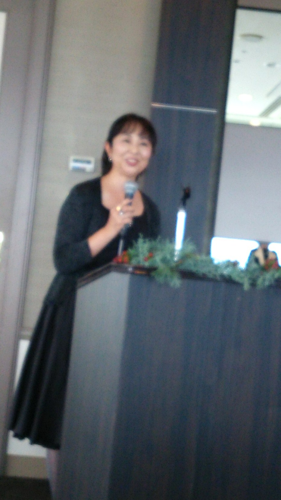 今年はじめてのChristmasparty_a0098174_0563963.jpg
