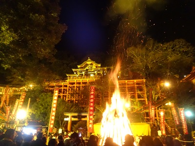 お火たき神事　（祐徳稲荷神社）_d0195183_161745.jpg