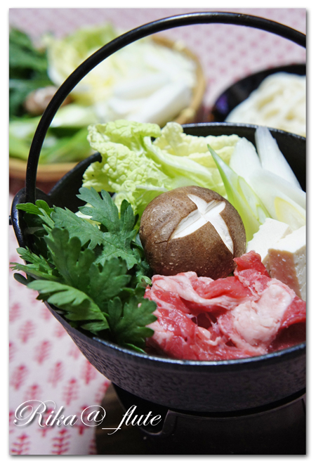今年初!の一人すき焼き 【牛肉で脳の活性化・スタミナアップ】_c0103827_19552329.jpg