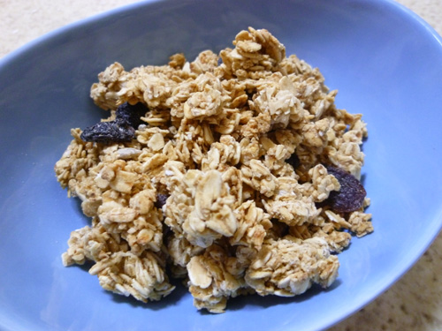Waitrose Sweet&nutty raisin, almond&honey oat clusters_c0152767_1634679.jpg