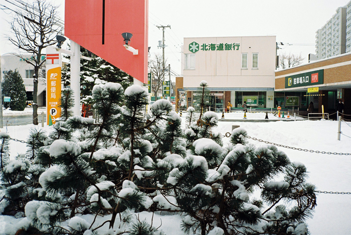 根雪_c0182775_1645712.jpg