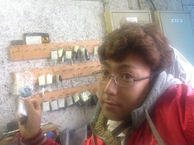 ウッチーブログ!!ランクル ハマー アルファード!!_b0127002_17111478.jpg