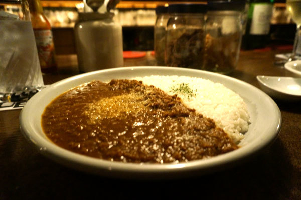 金沢（尾山町）： 穆然(ぼくねん)ジャズ喫茶・ジャズバーでマサラキーマカレー_b0089578_11421663.jpg