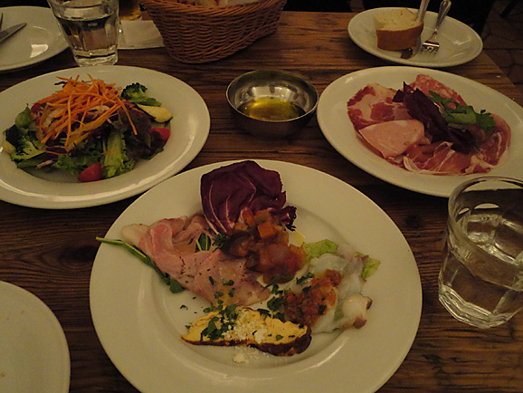 VACANZAで休日ランチ_e0230011_17291431.jpg