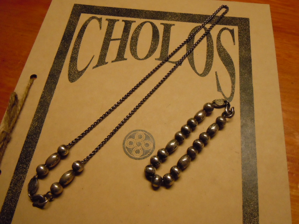 CHOLOS \"BEADS SERIES NECKLACE & BRACELET\"_b0278148_1423405.jpg