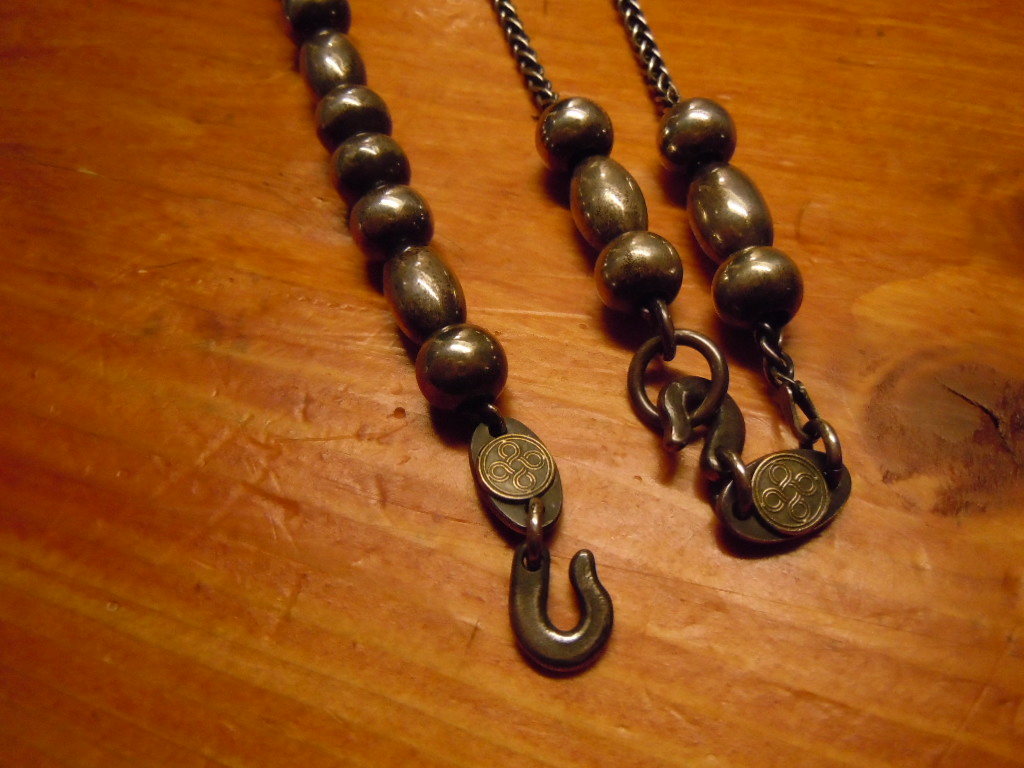 CHOLOS \"BEADS SERIES NECKLACE & BRACELET\"_b0278148_14254697.jpg