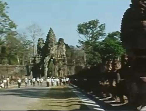 ポルポト事件以前のカンボジアの８mm映像_b0115553_17555099.png