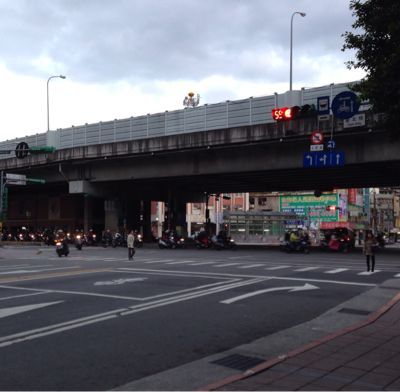 b0203925_72221.jpg