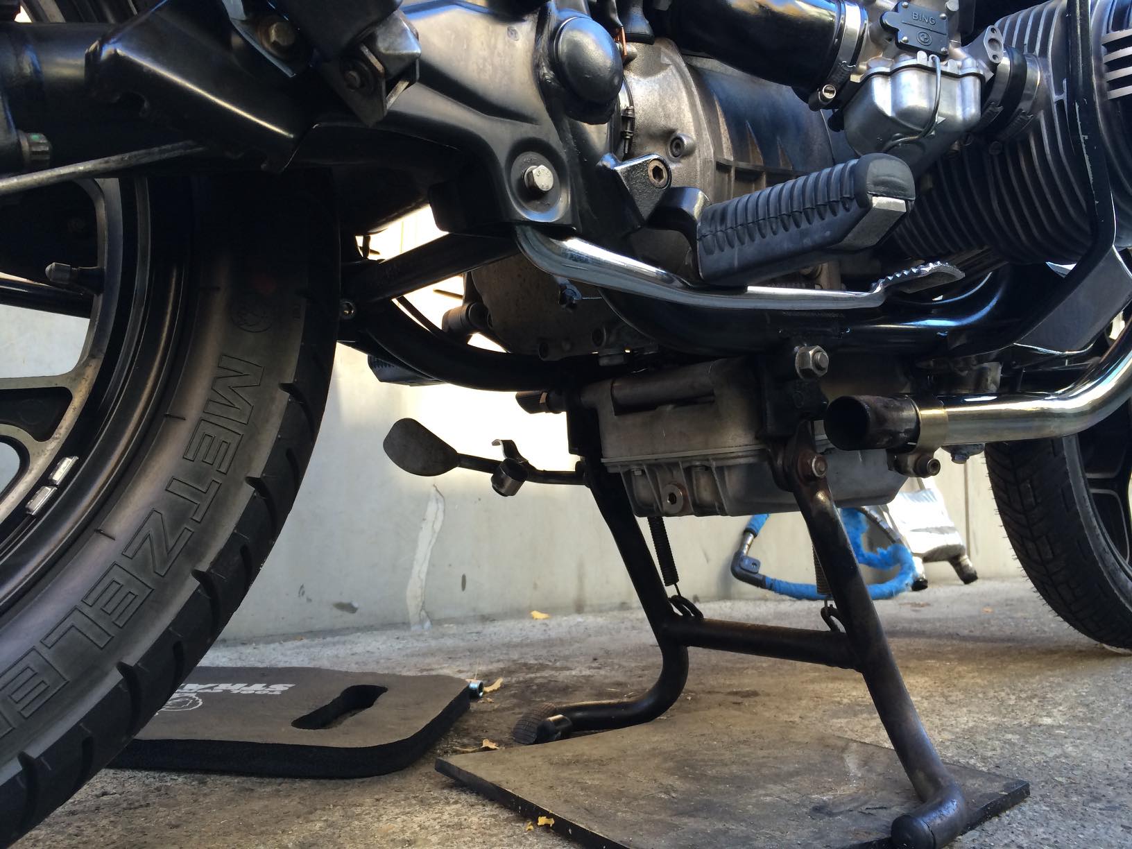 R100RS モノサス 中間ボックス コレクターボックス｜車・バイク・自転車