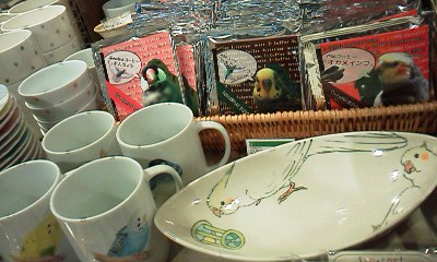 東急ハンズ梅田店インコと鳥の雑貨展山盛り新作到着!_d0322493_0191015.jpg