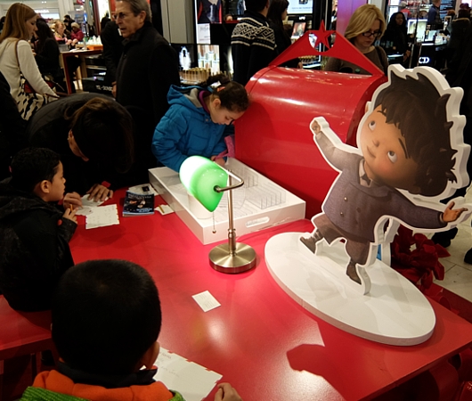 『Believe』だらけのクリスマス前のMacy\'sニューヨーク本店_b0007805_23241214.jpg