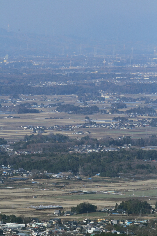 初冬の芳賀野を白煙が走り抜ける - 2014年初冬・真岡 - _b0190710_2250311.jpg
