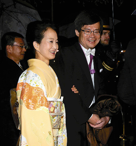 中村修二教授に招かれたライバル 完敗だった ほぼてっちゃんの日記 中村修二教授に招かれたライバル 完敗だった ほぼてっちゃんの日記
