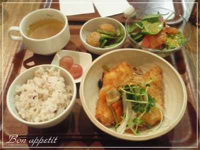 Green Cafeでヘルシーランチ 大阪 難波 Bon Appetit