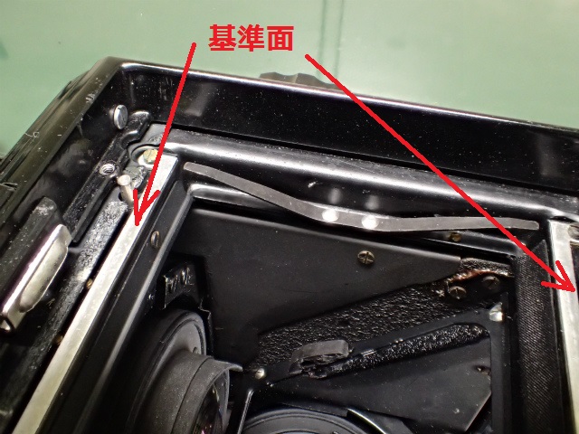 BRONICA S2 スクリーン交換 分解編 : 視神経的写真術