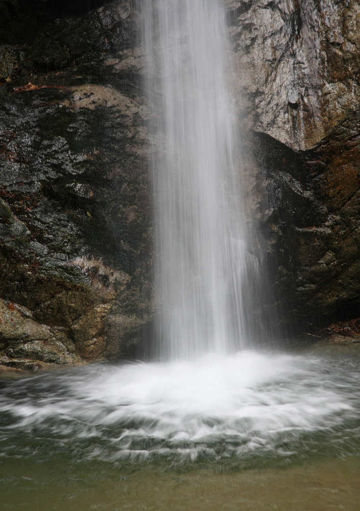 東吉野村　投石の滝_c0108146_2144451.jpg