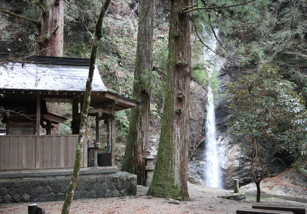 東吉野村　投石の滝_c0108146_2145346.jpg