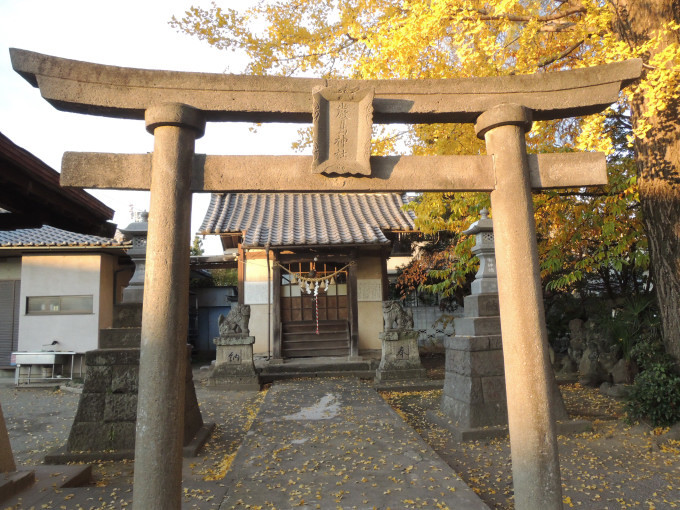 身近な厳島神社_d0248784_23373335.jpg