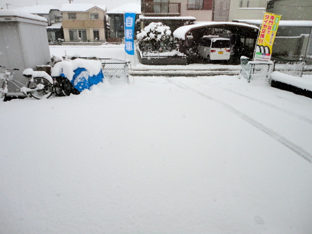 オープン遅れます_b0189682_9403025.jpg