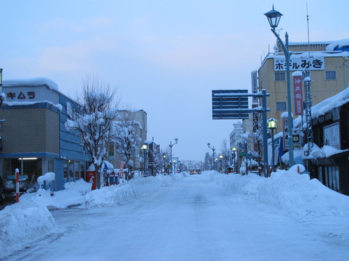 朝の散歩は米沢駅東口まで　１２月１９日・・・５_c0075701_11481826.jpg
