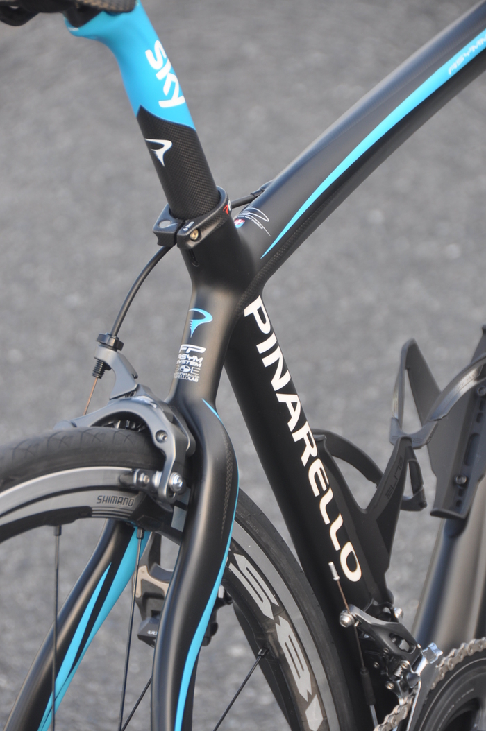 PINARELLO  PARIS ロードツーリスト_b0246207_1656571.jpg