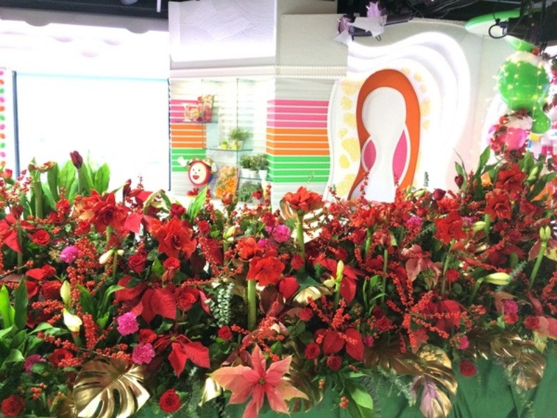 今週の花装飾（12月19日放送分）_b0221139_14412686.jpg