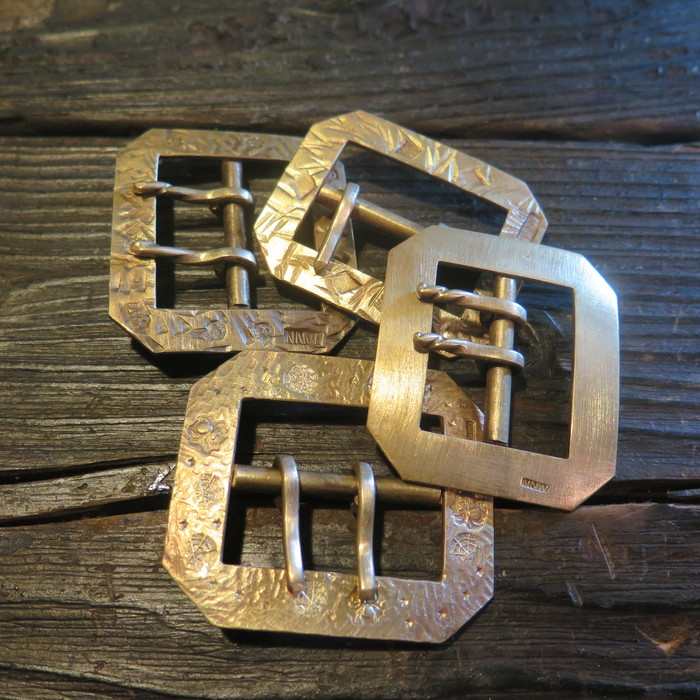 真鍮のオリジナルバックル : NATURAL NEEDLE WORK