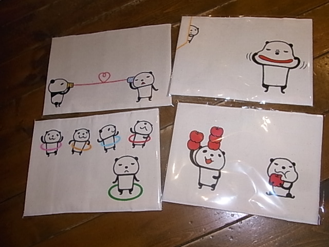 年越しパンダ展と福袋の様子。東急ハンズインコと鳥の雑貨展_d0322493_104965.jpg
