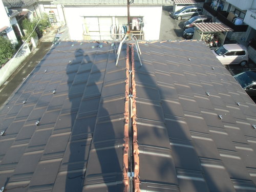 H様邸(安佐南区東野)太陽光発電システム・瓦葺き替え工事_d0125228_8173425.jpg