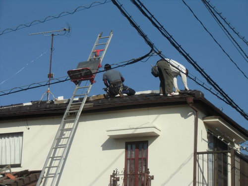 H様邸(安佐南区東野)太陽光発電システム・瓦葺き替え工事_d0125228_8183255.jpg