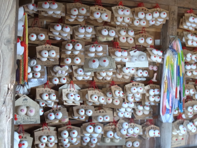 軽部神社＠岡山県総社市軽部_f0197703_1264036.jpg