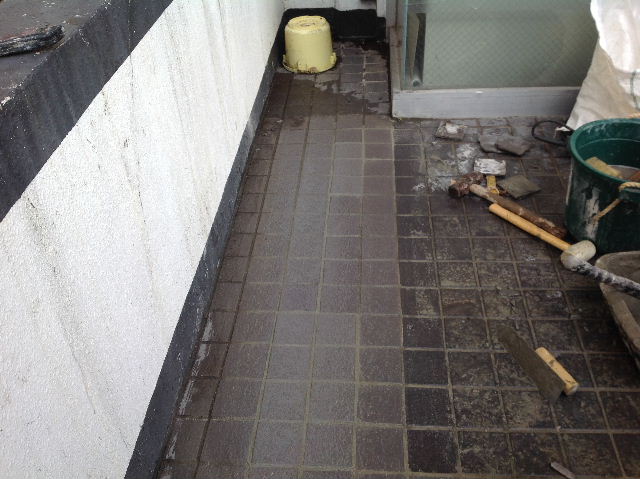 看板・タイル・通路清掃・樹脂ワックス_f0031037_1942561.jpg
