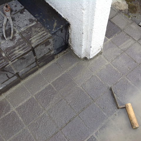 看板・タイル・通路清掃・樹脂ワックス_f0031037_1952269.jpg