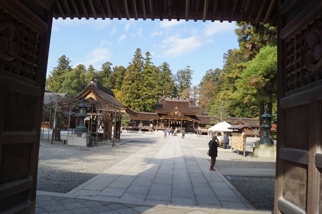美しい日本の伝統文化、日本伝統文化と神社仏閣、日本遺産の旅ここは滋賀県多賀犬上郡多賀町神社_d0181492_1736201.jpg