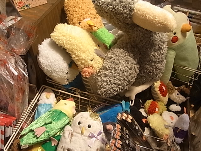 東急ハンズ梅田店インコと鳥の雑貨展にたっぷり新作到着_d0322493_239218.jpg