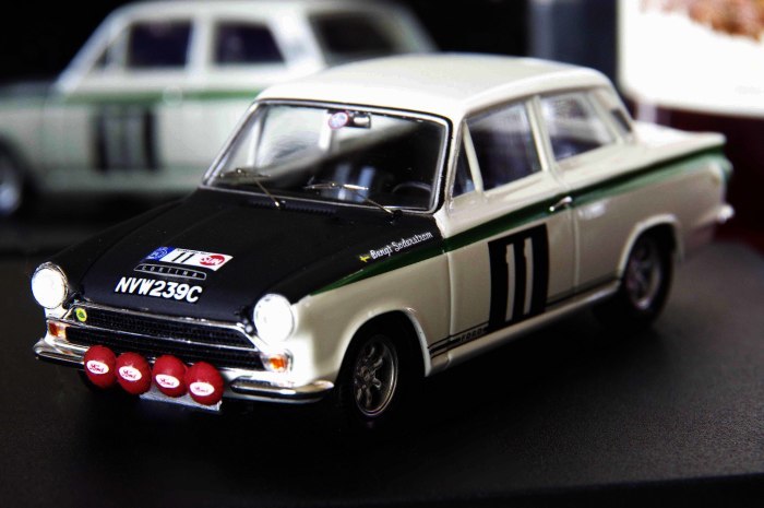 FORD CORTINA Mk１_d0237340_00243373.jpg