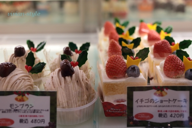 アンプチプ(unpetitpeu) デザートのケーキはクリスマスバージョン_e0227942_17210839.jpg