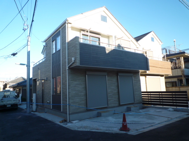 京王線『代田橋』駅7分完成済新築3棟現場_b0246953_19281347.jpg