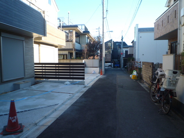 京王線『代田橋』駅7分完成済新築3棟現場_b0246953_19282034.jpg