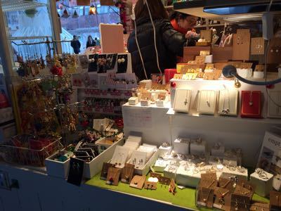 香椎浜イオンはあと1日！博多駅Xmas marketはあと2日！_d0162791_875885.jpg