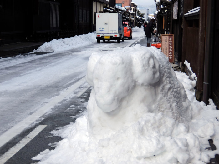 雪降る高山の旅-2_b0340992_22070062.jpg