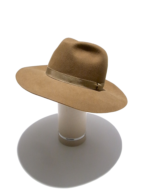 DISCOVERED felt hat._b0168403_14223122.jpg